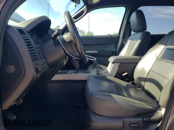 2012 Ford Escape XLT с VIN 1FMCU9DGXCKB64552, выставлен на аукционе Copart как лот 67058514 с пробегом 106 523 миль миль и На запчасти • Non repairable. История ставок и продаж доступна на DreamBid. Изображение 7.