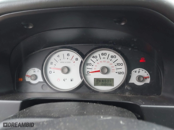 2006 Ford Escape XLS with VIN 1FMYU92ZX6KB10330, listed as a IAAI auction lot 41855529 with 249,548 mi miles. Bid and sale history available at carsss.com. Image 7.