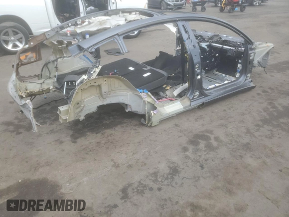 2023 Tesla Model 3 с VIN 5YJ3E1EA0PF451642, выставлен на аукционе Copart как лот 86911554 с пробегом Не указан миль и На запчасти • Non repairable. История ставок и продаж доступна на DreamBid. Изображение 3.