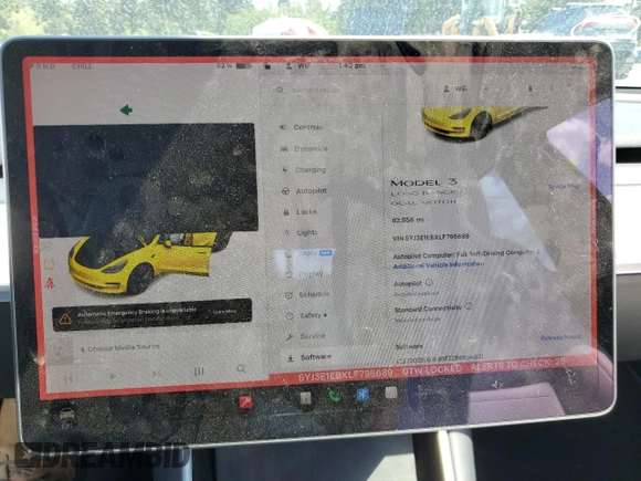 2020 Tesla Model 3 Long Range z VIN 5YJ3E1EBXLF795689, wystawiony jako Copart lot #56703555 z przebiegiem 62 556 mil mil oraz Szkoda całkowita • Salvage title. Historia ofert i sprzedaży dostępna na DreamBid. Obrazek 9.