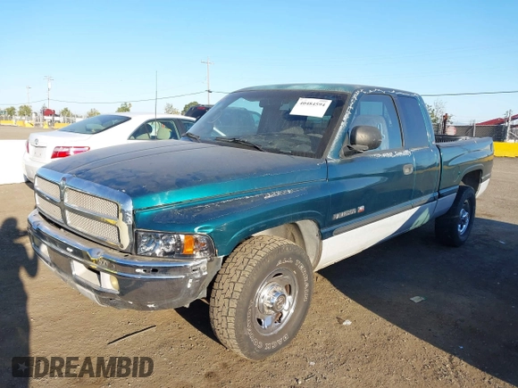 1999 Dodge Ram 2500 with VIN 3B7KC23Z5XG118959, listed as a IAAI auction lot 40484594 with 176,946 mi miles. Bid and sale history available at carsss.com. Image 2.