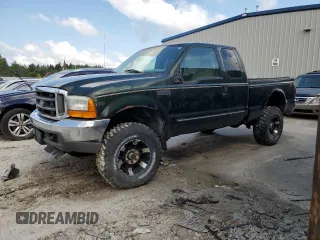 2000 Ford Super Duty F-250 XL with VIN 1FTNX21L7YEA69658, listed as a Copart auction lot 63052664 with 236,317 mi miles and Non Repairable. Bid and sale history available at carsss.com. Image 1.