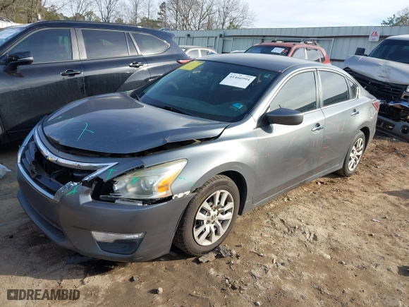 2015 Nissan Altima 2.5 S with VIN 1N4AL3AP8FN388380, listed as a IAAI auction lot 41466994 with 259,167 mi miles. Bid and sale history available at carsss.com. Image 17.