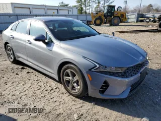 2022 Kia K5 LXS with VIN 5XXG14J22NG152757, listed as a Copart auction lot 45002155 with 73,421 mi miles and Salvage Title. Bid and sale history available at carsss.com. Image 4.