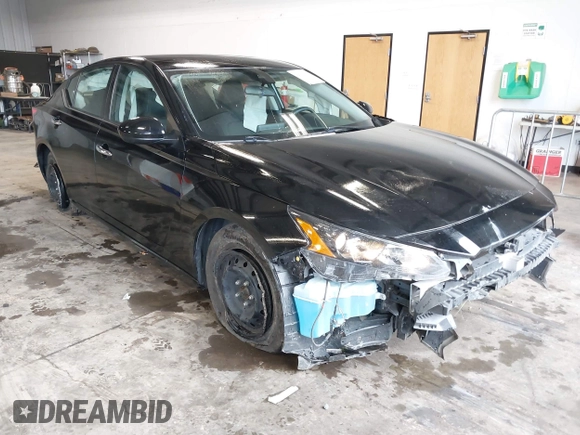 2022 Nissan Altima S z VIN 1N4BL4BV4NN375423, wystawiony jako IAAI lot #42092507 z przebiegiem 26 689 mil mil oraz . Historia ofert i sprzedaży dostępna na DreamBid. Obrazek 1.