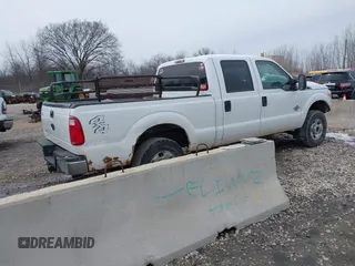 2012 Ford F-250 XL with VIN 1FT7W2BT0CEB41304, listed as a IAAI auction lot 41912853 with 275,348 mi miles and . Bid and sale history available at DreamBid. Image 4.