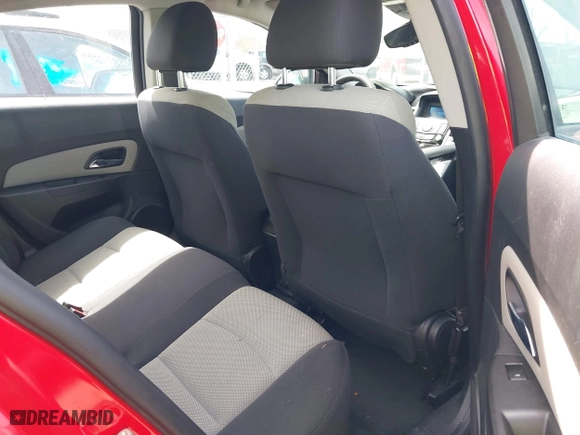 2014 Chevrolet Cruze LS with VIN 1G1PA5SH7E7409972, listed as a IAAI auction lot 41919562 with 111,777 mi miles. Bid and sale history available at carsss.com. Image 8.