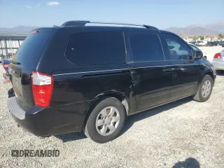 2010 Kia Sedona LX with VIN KNDMG4C38A6327139, listed as a Copart auction lot 72758954 with 172,870 mi miles and Salvage Title. Bid and sale history available at carsss.com. Image 3.