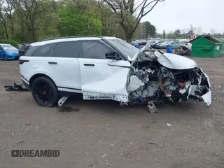 2018 Land Rover Range Rover Velar S z VIN SALYB2RX4JA774037, wystawiony jako IAAI lot #39309626 z przebiegiem 51 171 mil mil oraz . Historia ofert i sprzedaży dostępna na DreamBid. Obrazek 12.
