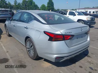 2024 Nissan Altima SV with VIN 1N4BL4DV4RN311594, listed as a IAAI auction lot 42544589 with 42,469 mi miles and . Bid and sale history available at DreamBid. Image 3.