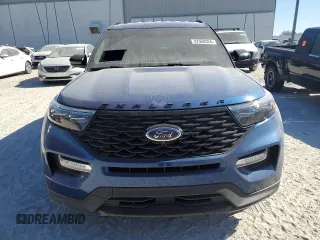 2022 Ford Explorer ST-Line with VIN 1FMSK7KH8NGB84628, listed as a Copart auction lot 82368324 with 19,977 mi miles and Salvage Title. Bid and sale history available at carsss.com. Image 5.
