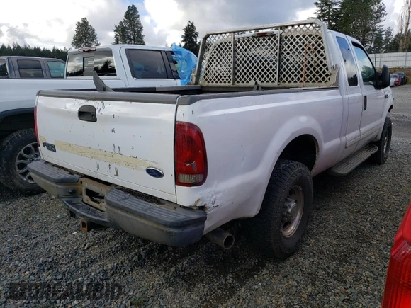 2002 Ford Super Duty F-250 XL with VIN 1FTNX21SX2EB43928, listed as a Copart auction lot 88308645 with 218,584 mi miles and Salvage Title. Bid and sale history available at carsss.com. Image 3.