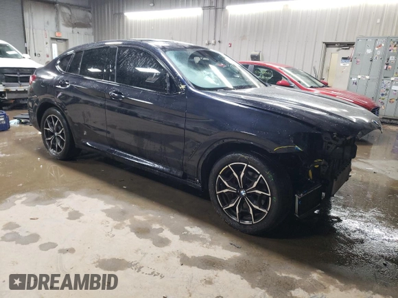 2024 BMW X4 M40i z VIN 5UX43DT07R9T60014, wystawiony jako Copart lot #83686604 z przebiegiem 15 048 mil mil oraz Szkoda całkowita • Salvage title. Historia ofert i sprzedaży dostępna na DreamBid. Obrazek 4.