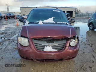 2007 Chrysler Town & Country LWB Touring with VIN 2A4GP54L17R197802, listed as a Copart auction lot 81558614 with 192,938 mi miles and Clean Title. Bid and sale history available at carsss.com. Image 5.