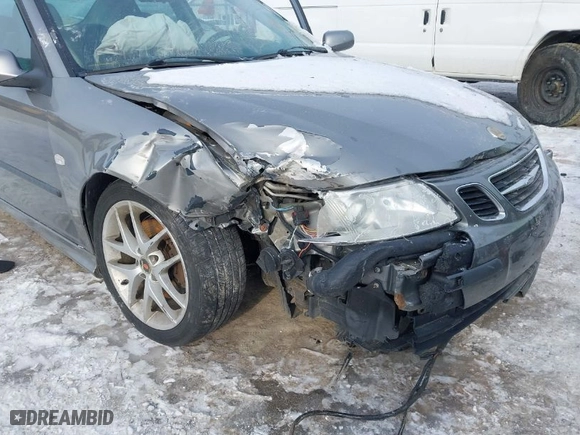 2004 Saab 9-3 Aero with VIN YS3FH49Y941031338, listed as a IAAI auction lot 41404815 with 101,979 mi miles. Bid and sale history available at carsss.com. Image 6.