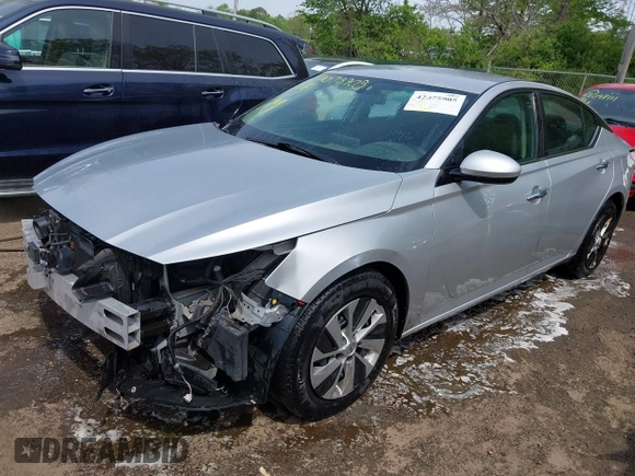 2019 Nissan Altima S with VIN 1N4BL4BV8KC127540, listed as a IAAI auction lot 42075905 with 155,809 mi miles and . Bid and sale history available at carsss.com. Image 20.