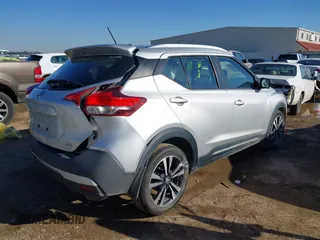2019 Nissan Kicks S with VIN 3N1CP5CU8KL544677, listed as a IAAI auction lot 41654616 with 130,056 mi miles and . Bid and sale history available at carsss.com. Image 4.