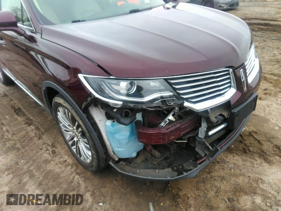 2017 Lincoln MKX Reserve z VIN 2LMPJ8LR3HBL26227, wystawiony jako IAAI lot #41921086 z przebiegiem 131 815 mil mil oraz . Historia ofert i sprzedaży dostępna na DreamBid. Obrazek 6.