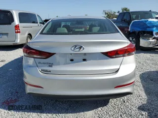 2018 Hyundai Elantra SE z VIN KMHD74LF8JU471498, wystawiony jako Copart lot #54801025 z przebiegiem 76 147 mil mil oraz Tytuł czysty. Historia ofert i sprzedaży dostępna na DreamBid. Obrazek 6.