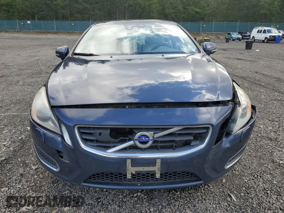 2012 Volvo S60 T6 z VIN YV1902FH4C2102159, wystawiony jako Copart lot #48685875 z przebiegiem 132 663 mil mil oraz Szkoda całkowita • Salvage title. Historia ofert i sprzedaży dostępna na DreamBid. Obrazek 5.