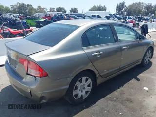 2008 Honda Civic LX with VIN 2HGFA16548H334752, listed as a IAAI auction lot 42562877 with 233,035 mi miles and . Bid and sale history available at DreamBid. Image 4.