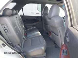 2005 Acura MDX with VIN 2HNYD18275H516534, listed as a IAAI auction lot 40748309 with 195,027 mi miles. Bid and sale history available at carsss.com. Image 8.