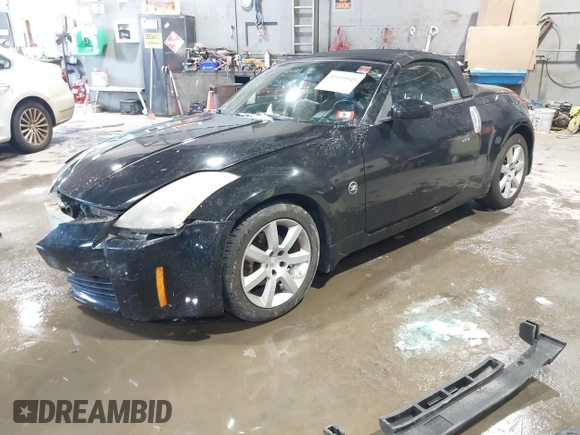 2004 Nissan 350Z Touring with VIN JN1AZ36AX4T014409, listed as a IAAI auction lot 41610945 with 86,756 mi miles. Bid and sale history available at carsss.com. Image 17.