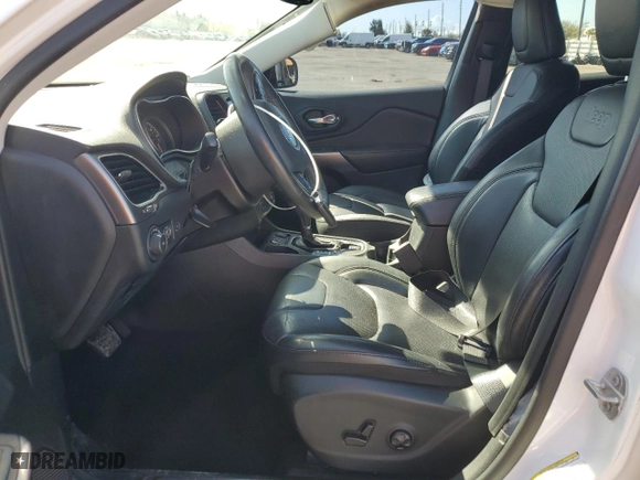 2019 Jeep Cherokee Limited with VIN 1C4PJLDX7KD353805, listed as a Copart auction lot 46590305 with 33,204 mi miles and Salvage Title. Bid and sale history available at carsss.com. Image 7.