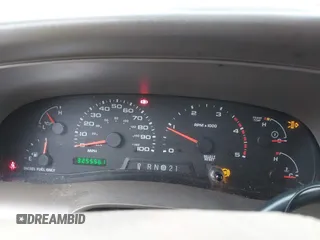 2003 Ford Excursion с VIN 1FMSU45F93EA92116, выставлен на аукционе IAAI как лот 42016521 с пробегом 325 556 миль миль и . История ставок и продаж доступна на DreamBid. Изображение 7.