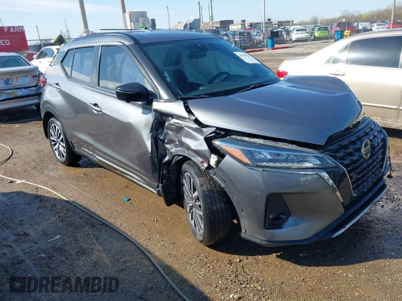 2021 Nissan Kicks SR z VIN 3N1CP5DVXML465845, wystawiony jako IAAI lot #41966146 z przebiegiem 56 134 mil mil oraz . Historia ofert i sprzedaży dostępna na DreamBid. Obrazek 1.