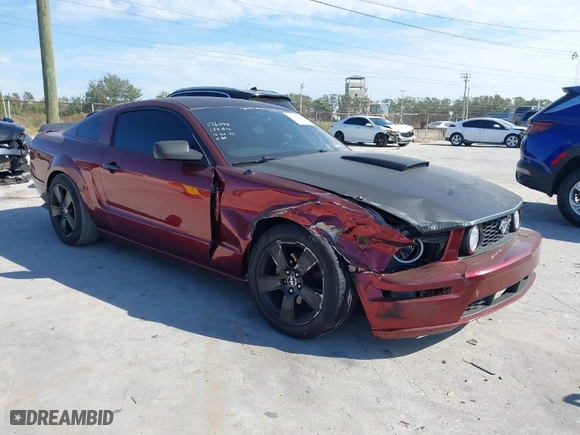 2008 Ford Mustang GT Deluxe with VIN 1ZVHT82H185155003, listed as a IAAI auction lot 41205890 with NaN miles. Bid and sale history available at carsss.com. Image 1.