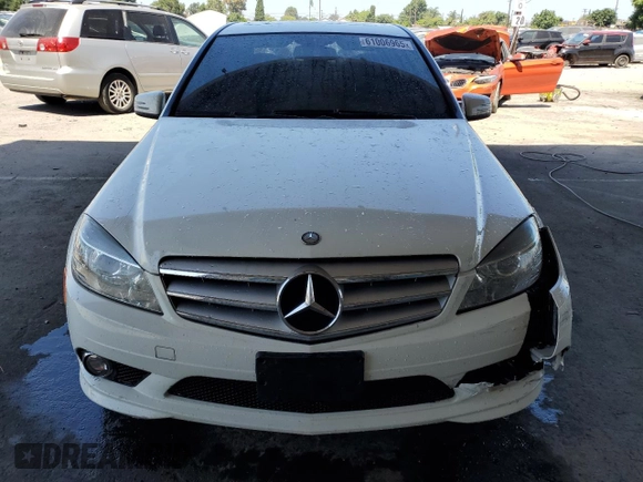 2010 Mercedes-Benz C 300 Sport z VIN WDDGF5EB2AR100365, wystawiony jako Copart lot #61006965 z przebiegiem 103 925 mil mil oraz Szkoda całkowita • Salvage title. Historia ofert i sprzedaży dostępna na DreamBid. Obrazek 5.