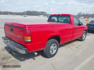 2002 Chevrolet Silverado 1500 with VIN 1GCEC14W52Z226468, listed as a IAAI auction lot 41790682 with 132,447 mi miles. Bid and sale history available at carsss.com. Image 4.