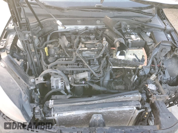 2015 Volkswagen Golf GTI SE with VIN 3VW5T7AU1FM003452, listed as a Copart auction lot 40031444 with 134,728 mi miles and Salvage Title. Bid and sale history available at carsss.com. Image 11.