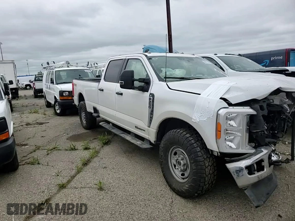 2023 Ford F-250 XL with VIN 1FT7W2BT0PEC14967, listed as a Copart auction lot 58661045 with 42,979 mi miles and Salvage title. Bid and sale history available at DreamBid. Image 13.