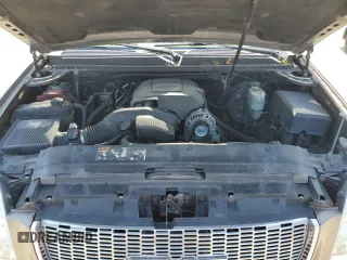 2012 GMC Yukon XL SLE with VIN 1GKS1HE01CR262708, listed as a Copart auction lot 48419475 with 258,234 mi miles and Salvage Title. Bid and sale history available at carsss.com. Image 12.