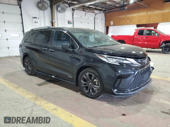 2021 Toyota Sienna XSE with VIN 5TDDRKEC5MS029633, listed as a Copart auction lot 54865605 with 320,217 mi miles and Salvage title. Bid and sale history available at DreamBid. Image 4.