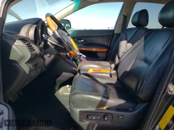 2008 Lexus RX 350 z VIN 2T2GK31U38C050058, wystawiony jako Copart lot #57865865 z przebiegiem 152 205 mil mil oraz Czysty tytuł • Clean title. Historia ofert i sprzedaży dostępna na DreamBid. Obrazek 7.