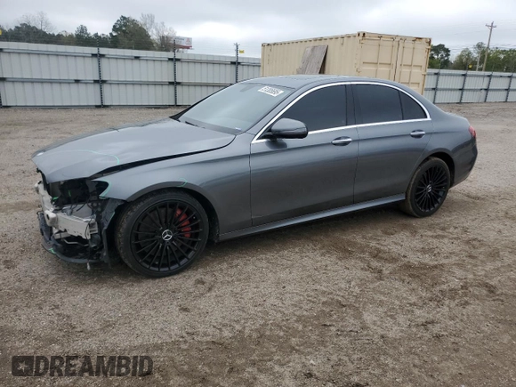 2017 Mercedes-Benz E 300 Luxury with VIN WDDZF4JB5HA073910, listed as a Copart auction lot 51285695 with 158,293 mi miles and Salvage Title. Bid and sale history available at DreamBid. Image 1.