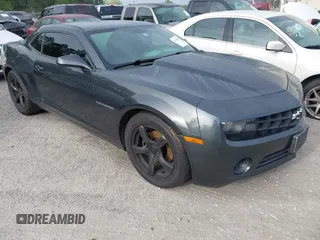 2013 Chevrolet Camaro LS с VIN 2G1FA1E31D9235656, выставлен на аукционе IAAI как лот 41940215 с пробегом 289 365 миль миль и . История ставок и продаж доступна на DreamBid. Изображение 1.