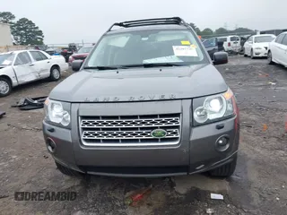 2010 Land Rover LR2 HSE z VIN SALFT2BNXAH208548, wystawiony jako IAAI lot #42387739 z przebiegiem 147 093 mil mil oraz . Historia ofert i sprzedaży dostępna na DreamBid. Obrazek 12.