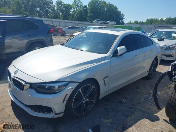 2019 BMW 4 Series 430i with VIN WBA4J1C5XKBM17853, listed as a IAAI auction lot 39758988 with 38,520 mi miles. Bid and sale history available at carsss.com. Image 18.