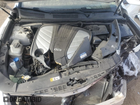 2013 Hyundai Azera with VIN KMHFG4JG7DA320596, listed as a Copart auction lot 82573004 with 137,699 mi miles and Salvage Title. Bid and sale history available at carsss.com. Image 12.