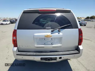 2013 Chevrolet Suburban LT with VIN 1GNSCJE09DR105725, listed as a Copart auction lot 61450935 with 171,659 mi miles and Salvage title. Bid and sale history available at DreamBid. Image 6.