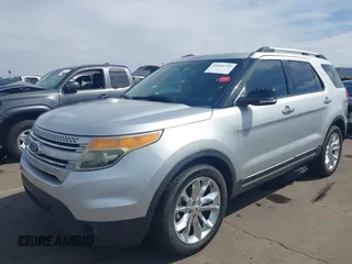 2015 Ford Explorer XLT with VIN 1FM5K7D81FGA27678, listed as a IAAI auction lot 41856729 with 170,635 mi miles and . Bid and sale history available at carsss.com. Image 17.