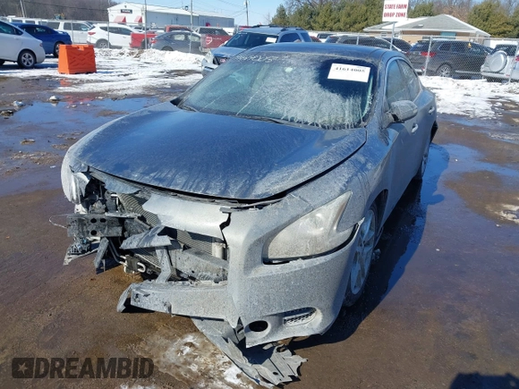 2010 Nissan Maxima S z VIN 1N4AA5AP9AC803681, wystawiony jako IAAI lot #41614005 z przebiegiem 195 485 mil mil oraz . Historia ofert i sprzedaży dostępna na DreamBid. Obrazek 2.
