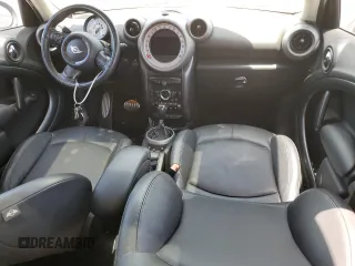 2012 MINI Countryman S with VIN WMWZC3C58CWL83403, listed as a Copart auction lot 61290125 with 122,714 mi miles and Clean title. Bid and sale history available at DreamBid. Image 8.