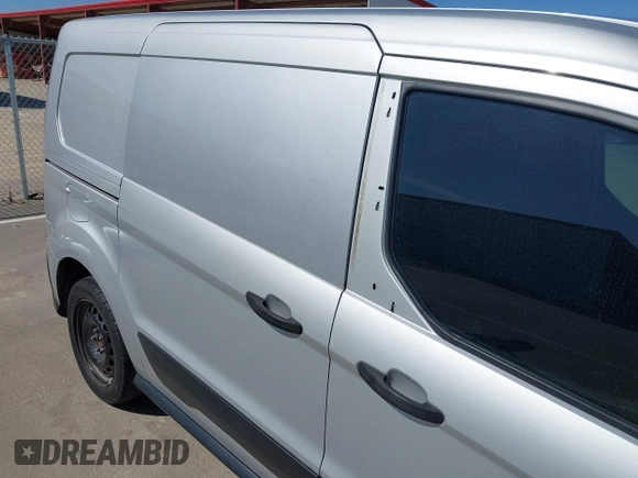 2019 Ford Transit Connect XLT z VIN NM0LS7F25K1427581, wystawiony jako IAAI lot #42373059 z przebiegiem 103 727 mil mil oraz . Historia ofert i sprzedaży dostępna na DreamBid. Obrazek 19.