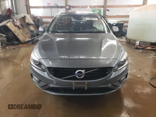 2017 Volvo S60 Dynamic with VIN YV126MFL4H2432035, listed as a Copart auction lot 71968212 with 33,659 mi miles. Bid and sale history available at carsss.com. Image 5.