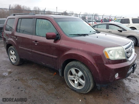 2011 Honda Pilot EX with VIN 5FNYF4H49BB064851, listed as a IAAI auction lot 41915597 with 212,076 mi miles. Bid and sale history available at carsss.com. Image 1.